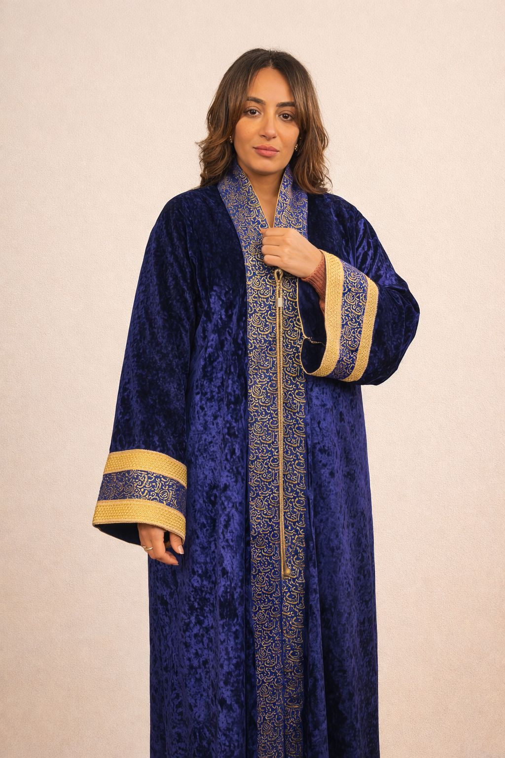 Velvet Arabic kaftan by Debaj, elegant women’s kaftan